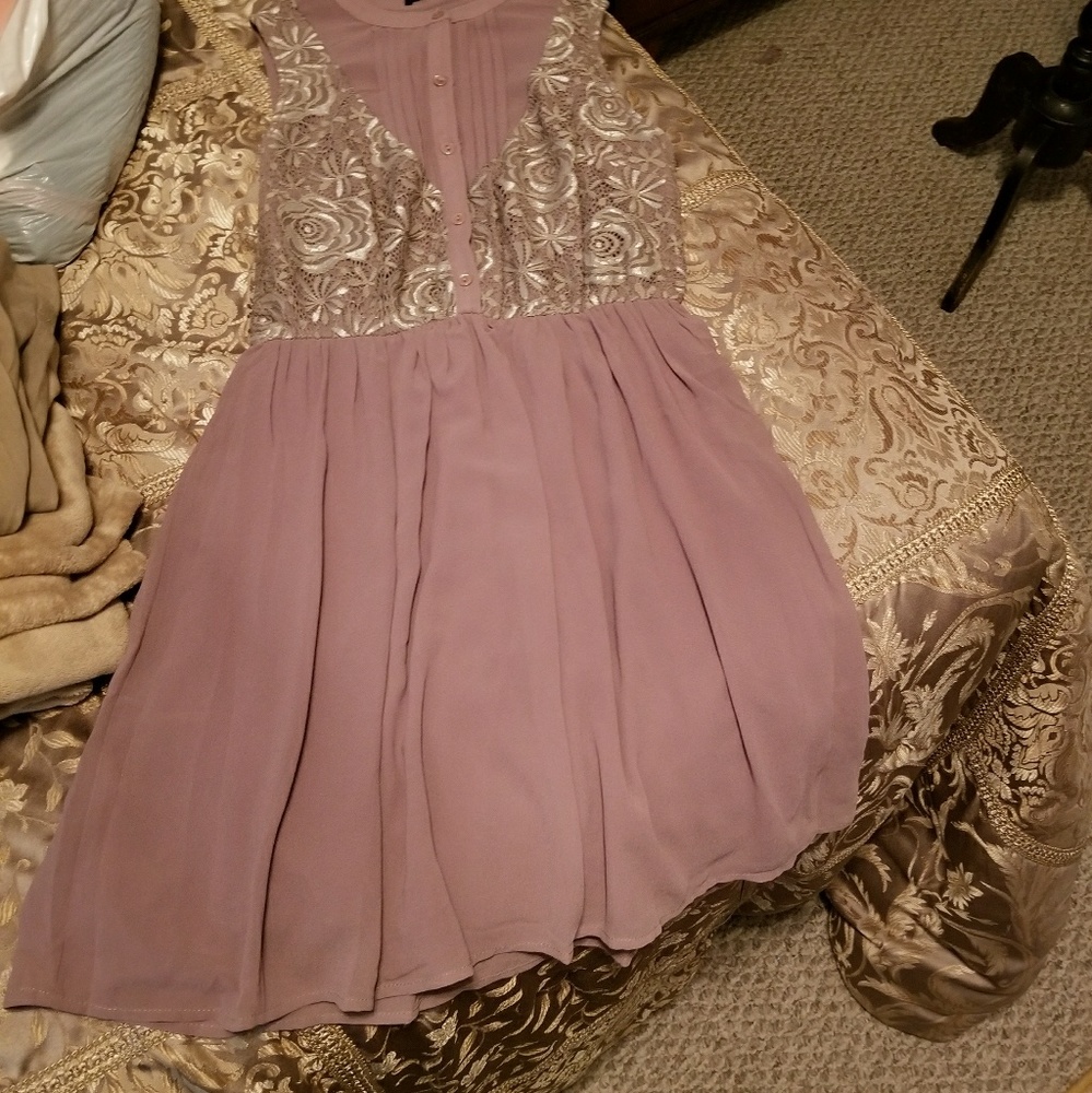 Sleeveless cocktail dress